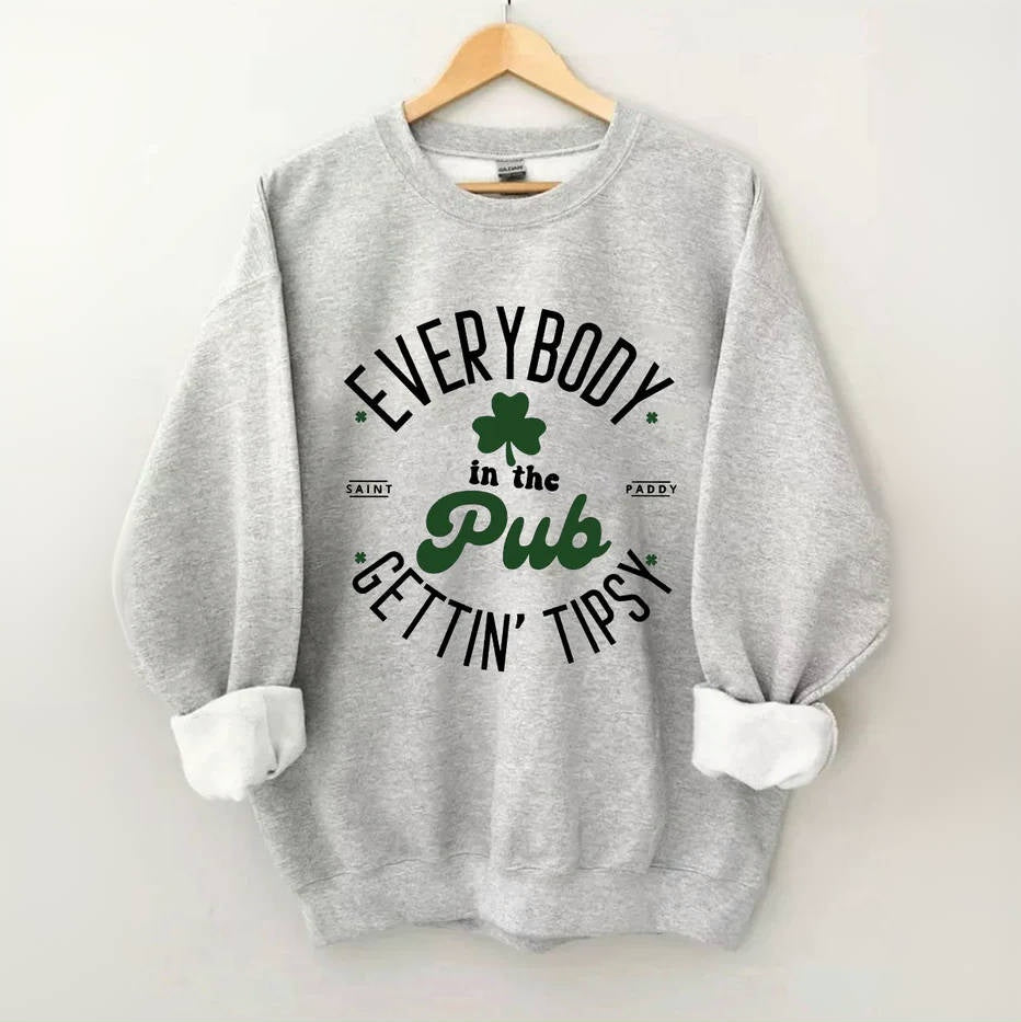 Tout le monde dans le pub devient un sweat-shirt éméché