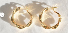 14K Gold Twisted Earrings(Note: Gifts are not sold separately！Only one pair is given per order！)