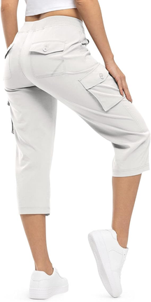 Women’s Cargo Capri Lightweight Hiking Pants 6 Pockets Quick Dry Casual Outdoor Trip Loose Shorts