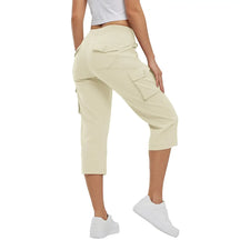 Women's Lightweight Hiking Capris: Quick-Dry. 6 Pockets. Loose Fit
