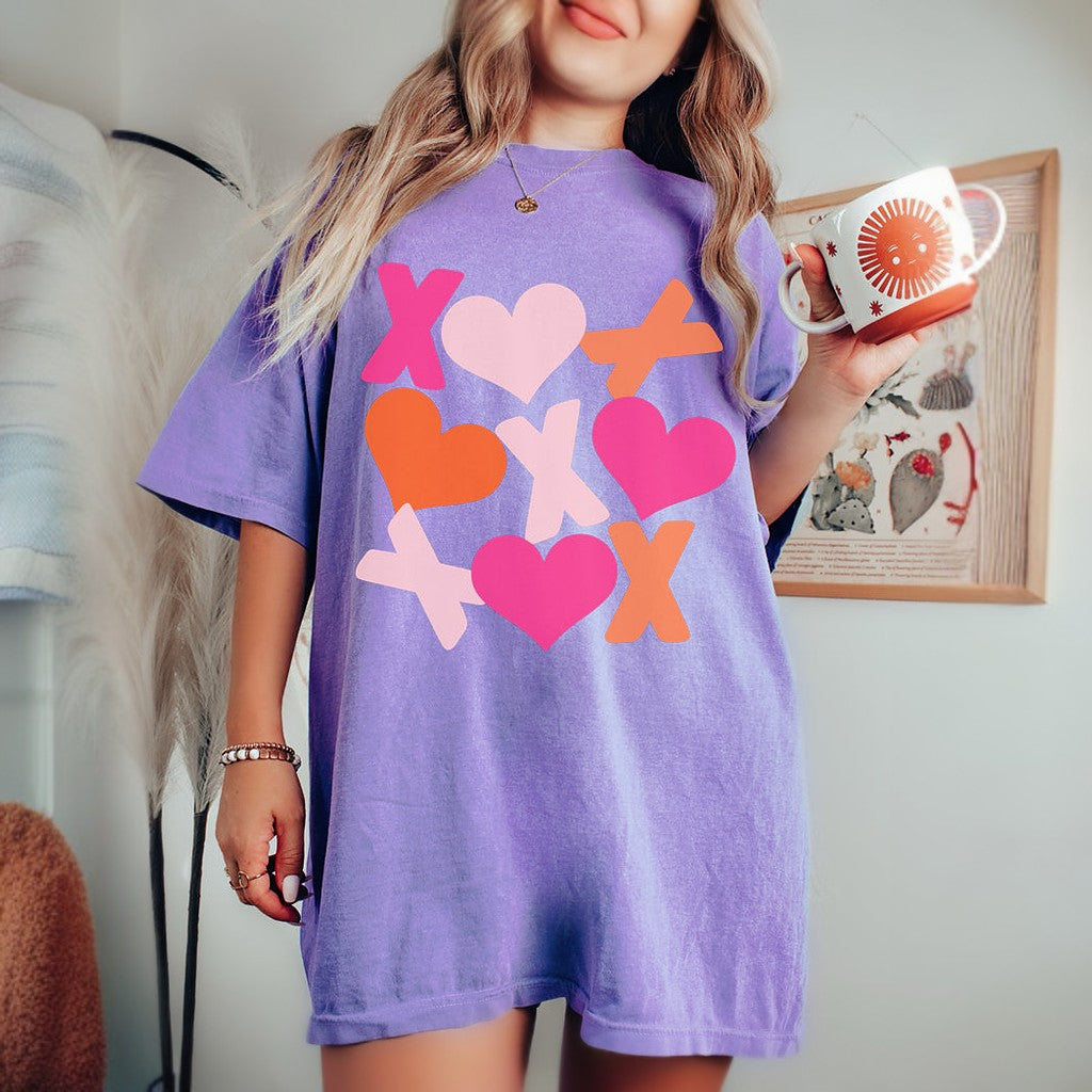 Hearts and X's Valentines Day Retro T-shirt